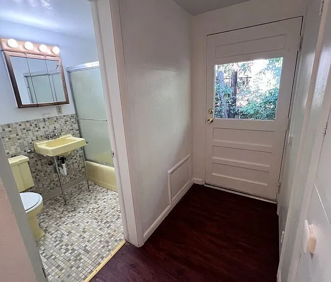 831 E San Miguel St — Photo 7