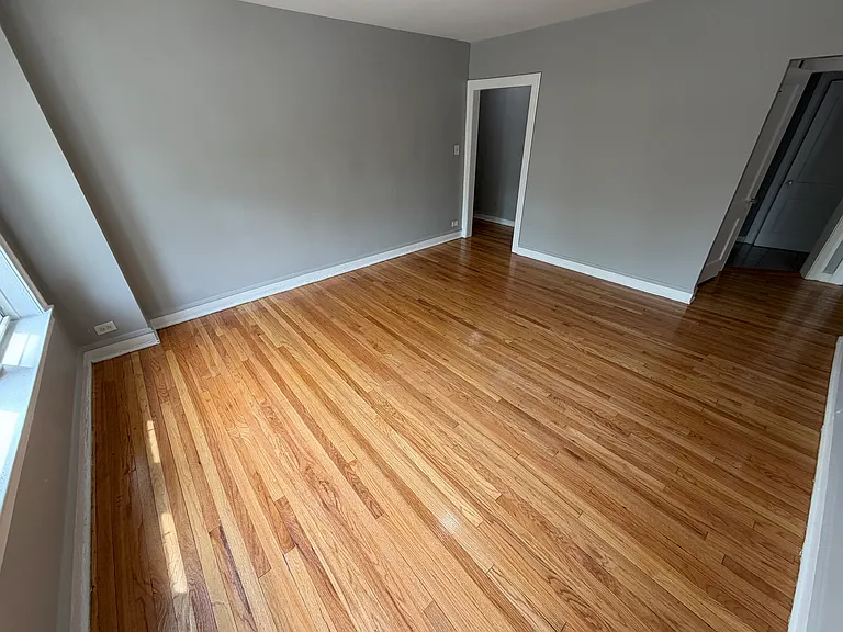 8600-04 S Paulina St #2 — Photo 1