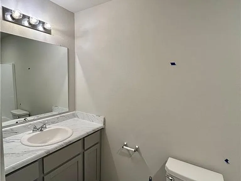 909 E Egret Rd — Photo 14