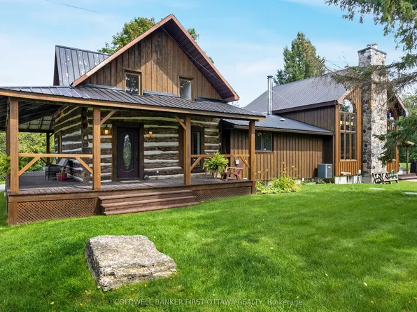 2365 Ashton Station Rd, Ottawa, ON K0A 1B0