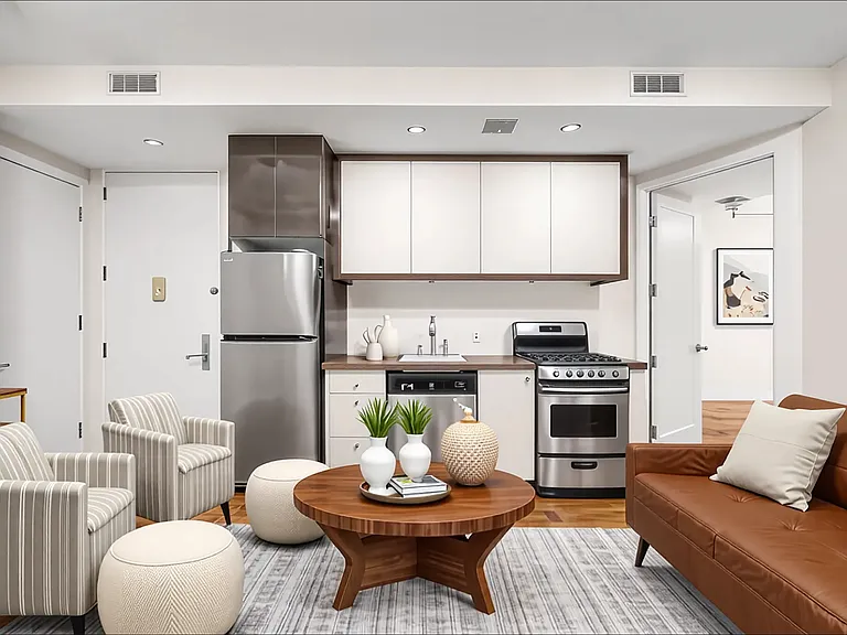 193 Bedford Ave #4D — Photo 3