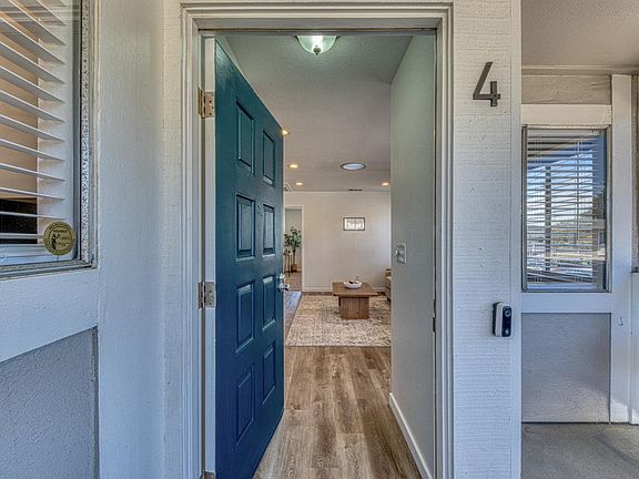 5th image of 1889 Cherokee Dr Unit 4