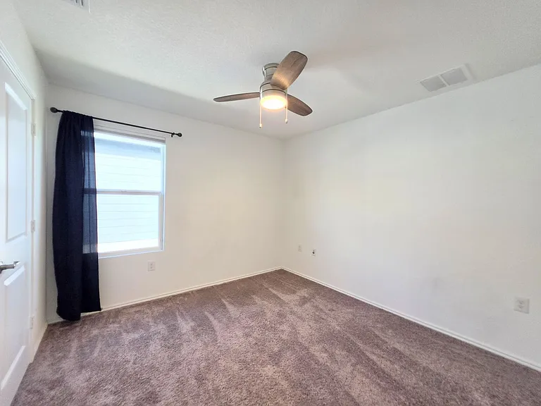 1031 Magrum Way — Photo 17