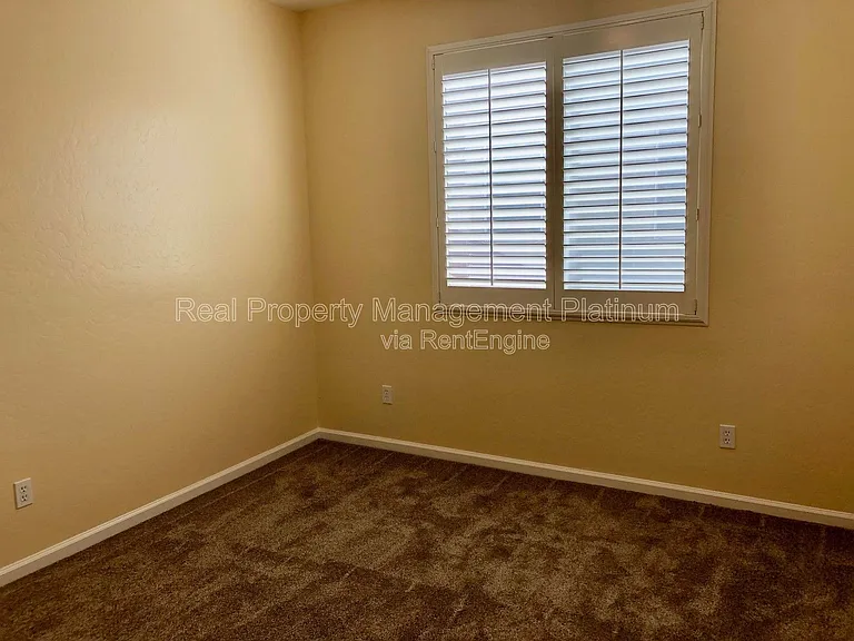 4437 W Pinsapo Dr — Photo 17