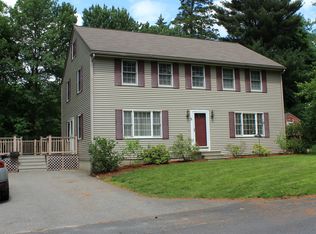 8 Azalea St, Fitchburg, MA 01420