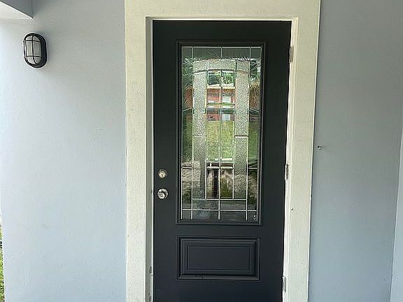 2nd image of 555 NW 121st St