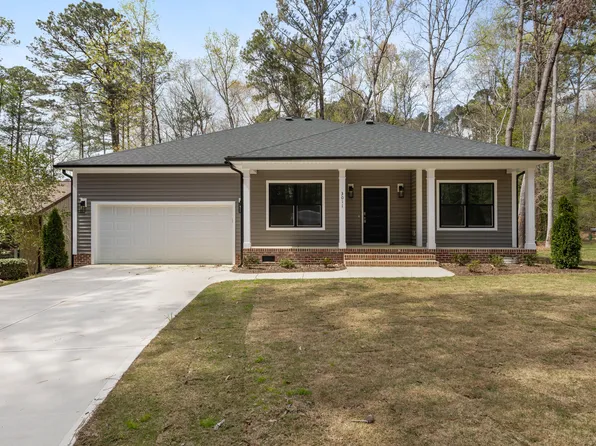 3011 Bourbon St, Sanford, NC 27332