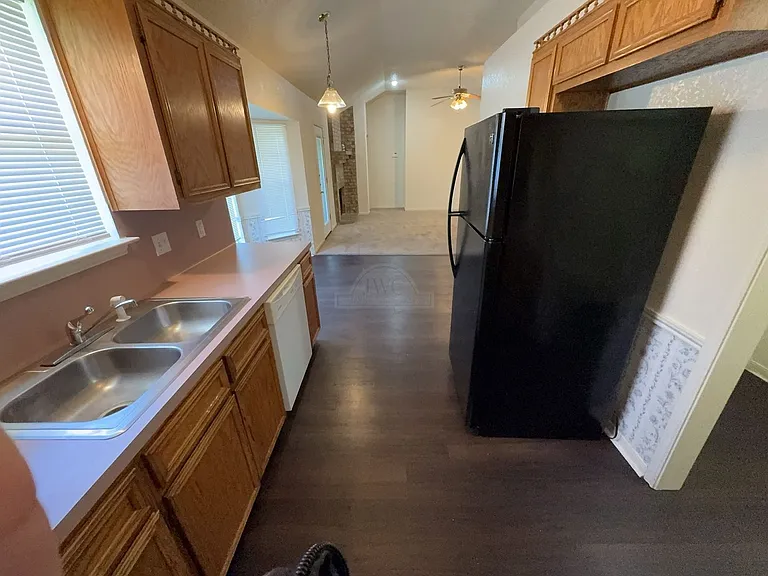4004 Riverrock Dr — Photo 16