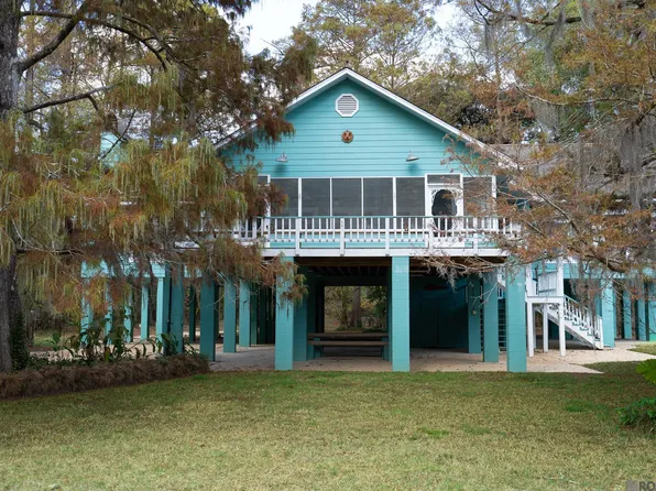 14600 Louise St, Denham Springs, LA 70726