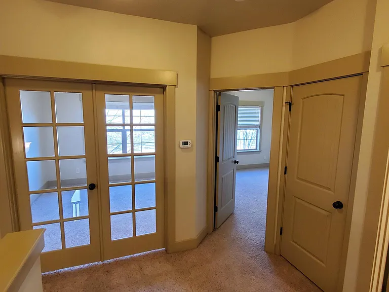 3091 S Hudspeth Ave — Photo 18
