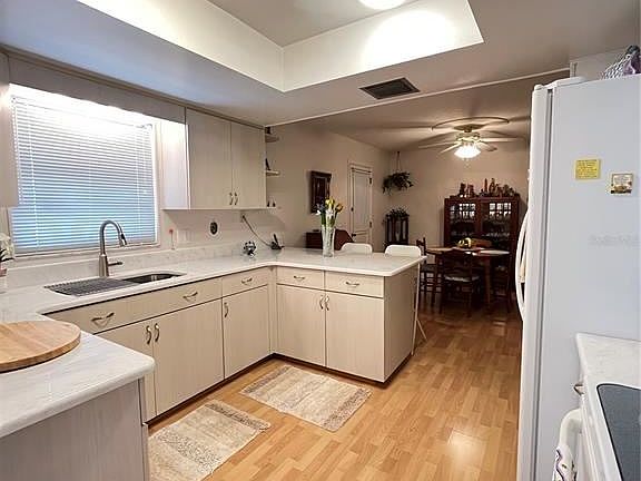 5th image of 1927 Nottingham Dr