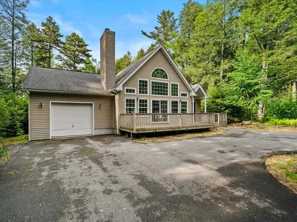 15 Shakespeare Cir, Albrightsville, PA 18210