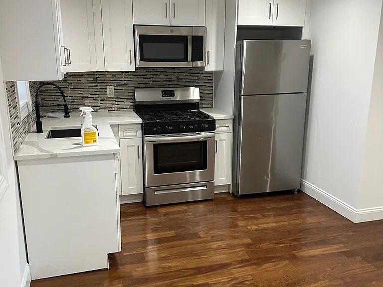 Osman Pl — Photo 1