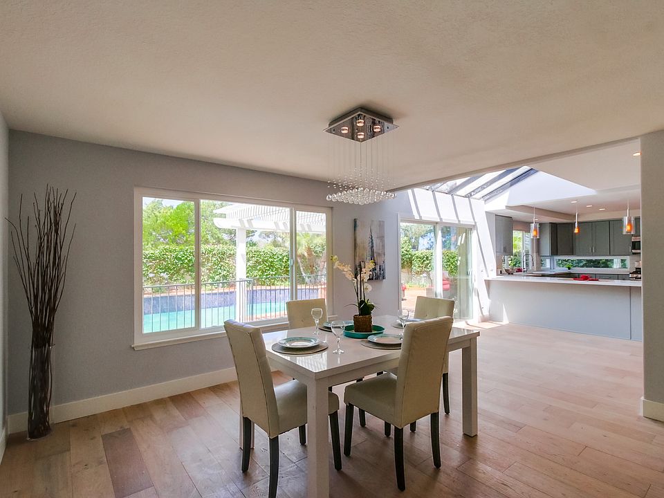 2nd image of 349 1/2 Dublin Dr