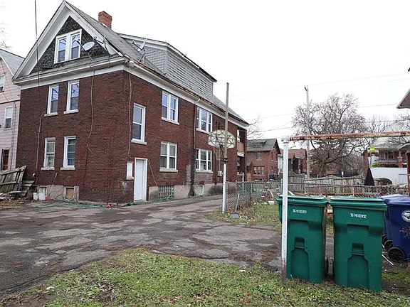 5th image of 1205 Ferry Ave