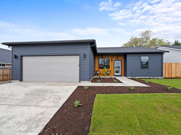 2480 Powell St, Medford, OR 97504