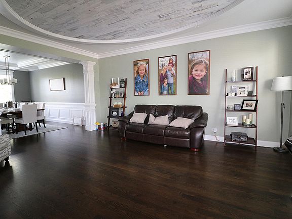 3rd image of 18841 W Wildflower Way