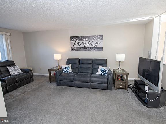 4th image of 12183 Aster Rd