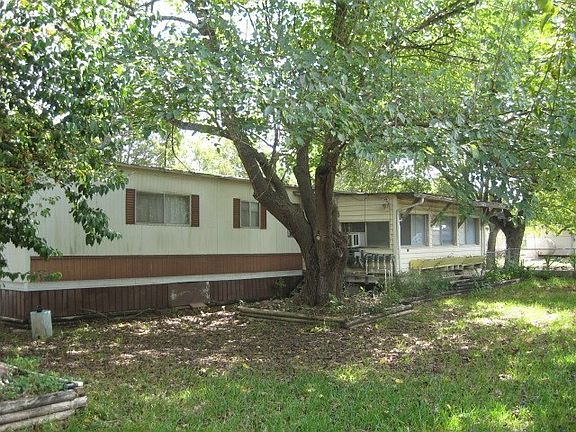 3rd image of 12401 Twin Creek Park Dr