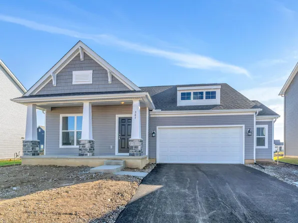 387 Winged Foot Dr, Commercial Point, OH 43116