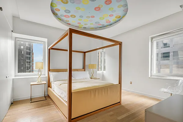 Rented by Compass | media 57