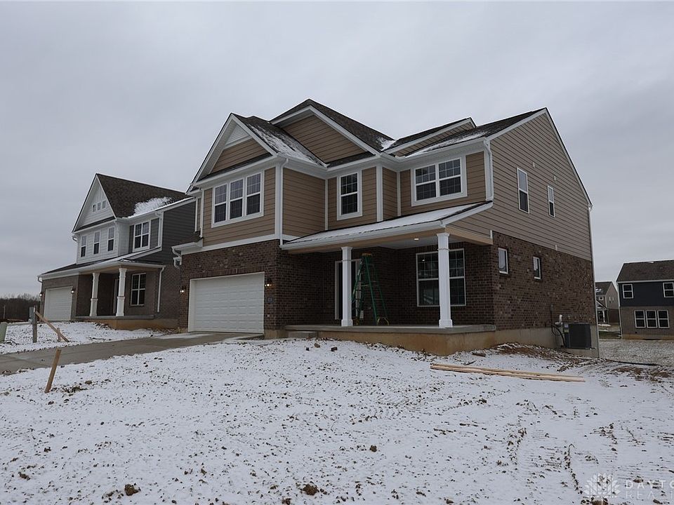 1st image of 624 Goldfinch Dr #100