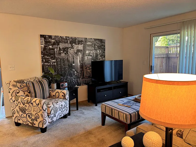 The Heights Apartments — Photo 59