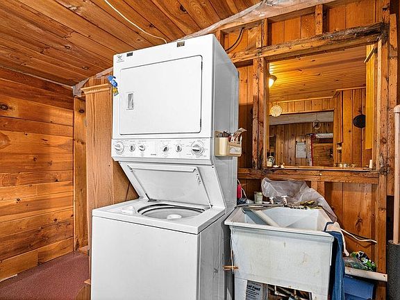 26th image of 2088 County Rd 142