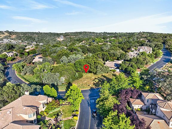 2nd image of 3923 Errante Dr