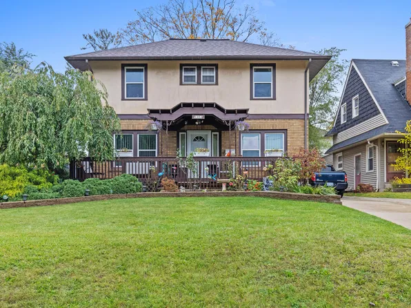1353 Powers Ave NW, Grand Rapids, MI 49504