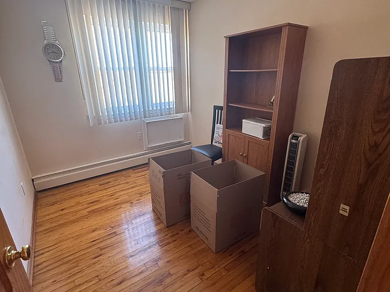 2746 E 22nd St #1 — Photo 7