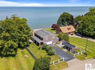 4948 E Shorewood Dr, Dunkirk, NY 14048