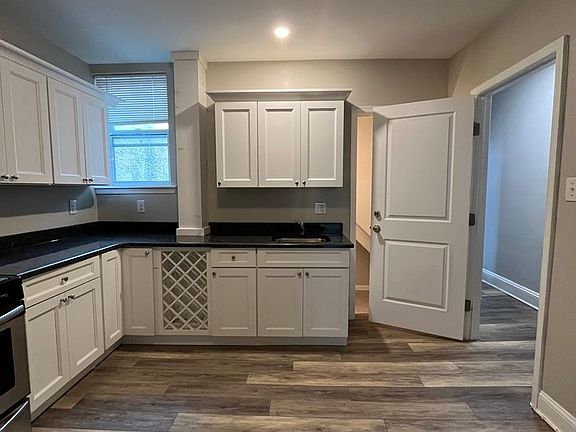 3rd image of 2206 South St #2-2F