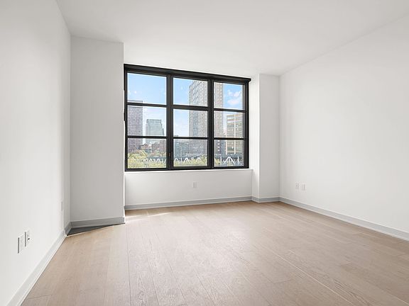 5th image of 115 York St #5G