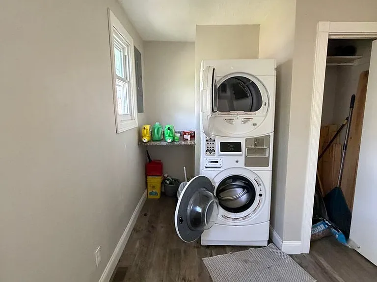 1128 N Jefferson Ave #A — Photo 22