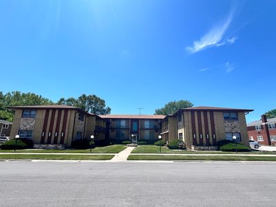 18318 Exchange Ave APT 1E, Lansing, IL, 60438