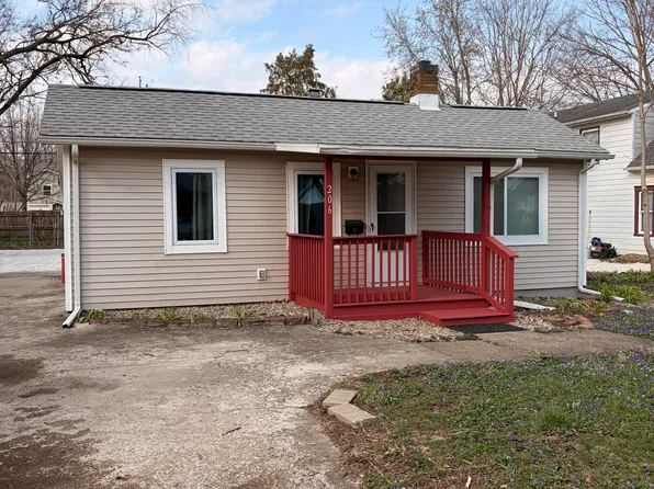 206 Avondale Ave, Champaign, IL 61820