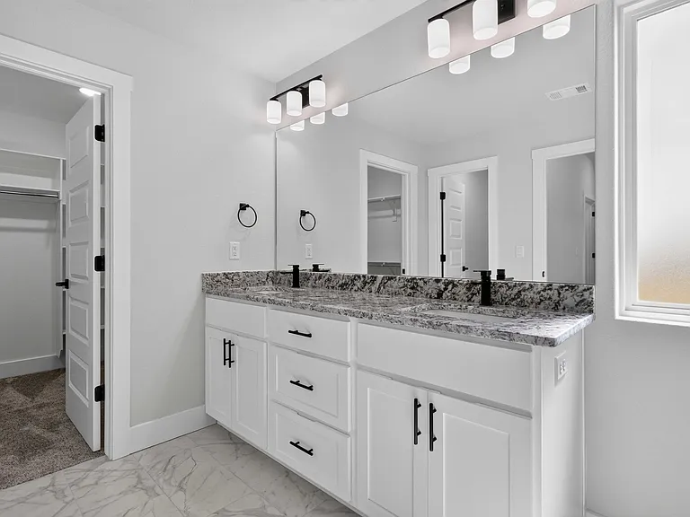 3000 SW Setting Sun Dr — Photo 17