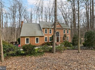 10002 Rough Run Ct, Fairfax Station, VA 22039