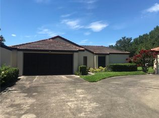 1908 Oak Cir #8A, Tavares, FL 32778