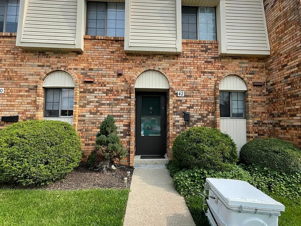 42 Terrace Ct