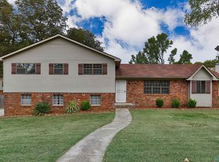 2703 Dry Creek Dr NW, Huntsville, AL 35810