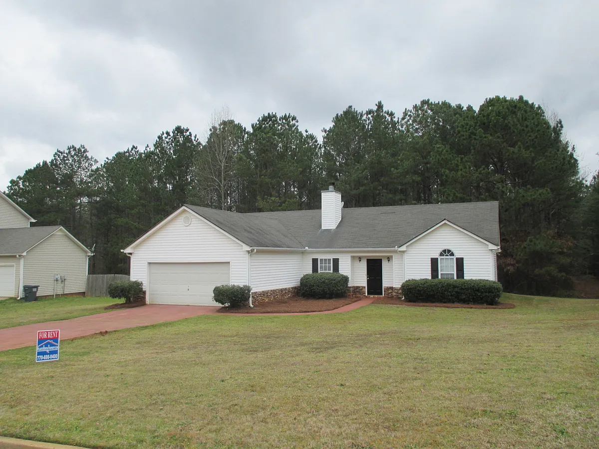Building Photo - 60 Macadamia Ct