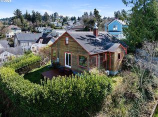 736 10th St, Astoria, OR 97103