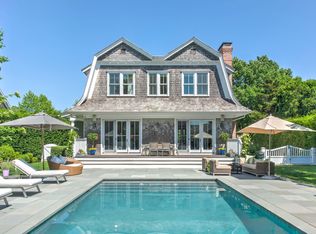 65 Pelham St, Southampton, NY 11968