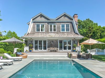 65 Pelham St, Southampton, NY, 11968