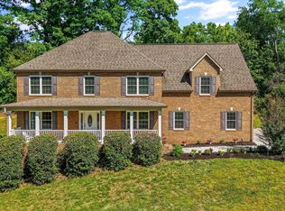3345 Whispering Oaks Dr, Knoxville, TN 37938