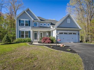 458 Bayside Dr, Webster, NY 14580