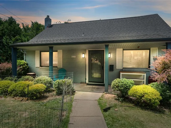 3083 Aljean Dr, Bethel Park, PA 15102