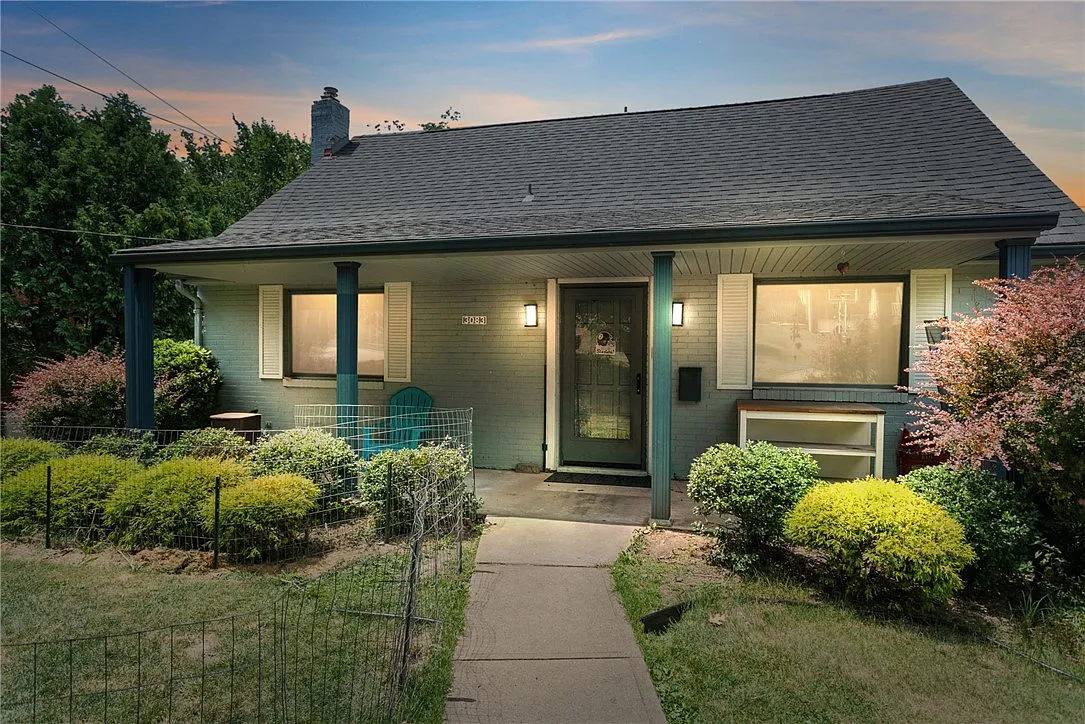 3083 Aljean Dr photo 1